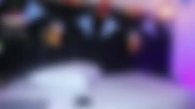 AllisonRoberts_'s Webcam Show