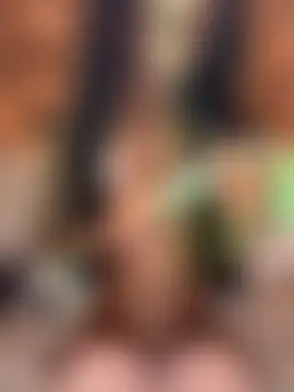 yunniq's Webcam Show