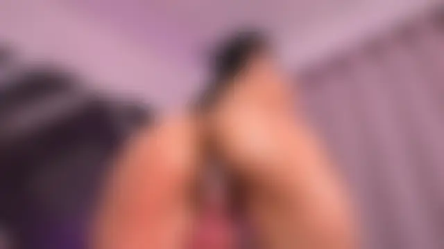 sam_lewins' Webcam Show
