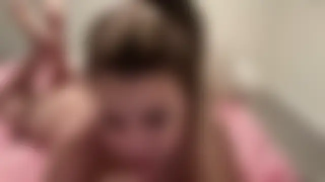 sweetgirl4everr's Webcam Show