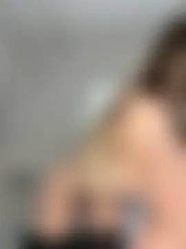-SweetDi-'s Live Sex Cam Show