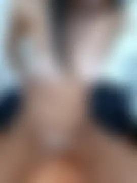 EmySkinny85's Live Sex Cam Show