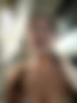 FroggyAnna's Live Sex Cam Show