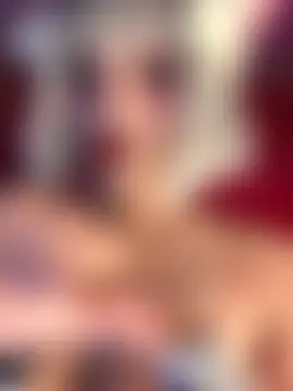 seraphine23's Live Sex Cam Show