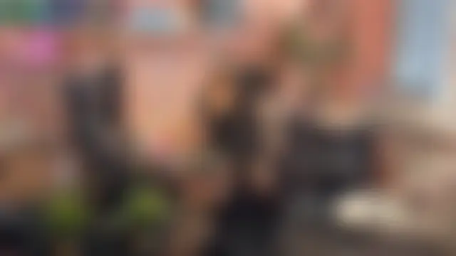 legsLONG's Live Sex Cam Show