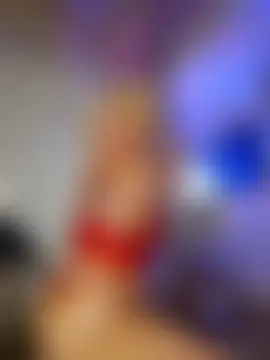 MadelynDaisyMoanroe's Webcam Show