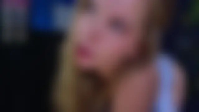 milly_shy's Webcam Show
