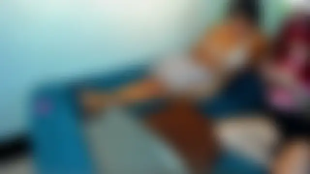 play_sex18's Webcam Show