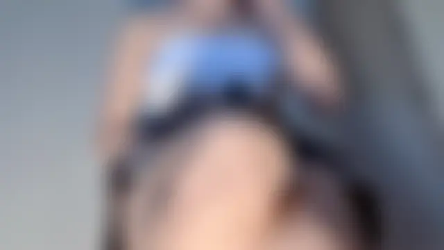 Krismil3's Webcam Show