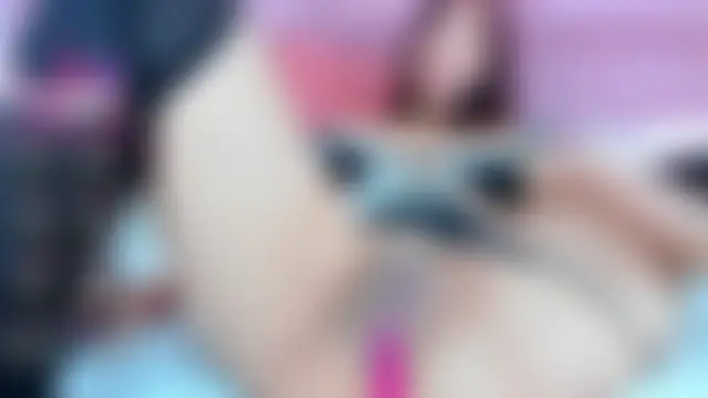 LilyRoxi's Webcam Show