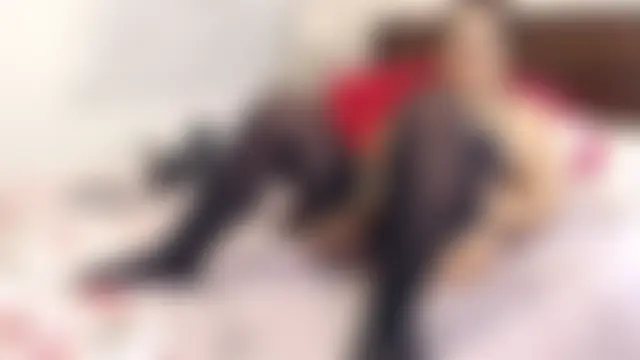 SelenaMILF: διαδικτυακό σόου στην κάμερα
