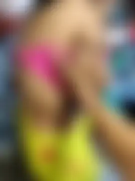 Pokazy przed kamerką – Hotty-Moni