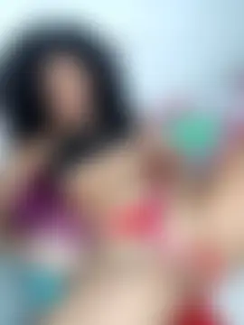 CurlyBitch's Webcam Show