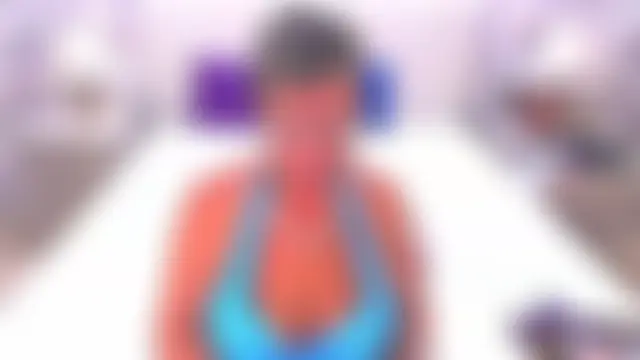 MilfyMommyXX Show in webcam