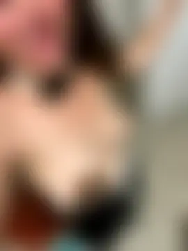 Lucy_YupiSweet 现场性爱视讯表演