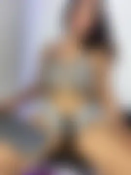 becca_wilsson 现场性爱视讯表演