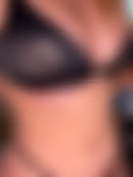 Princess_jasss' Live Sex Cam Show
