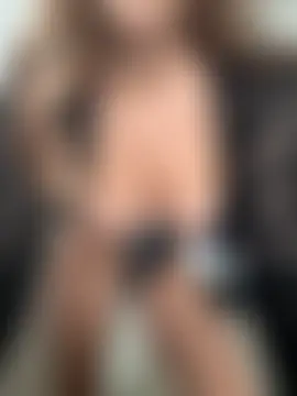 Sienna_wess' Live Sex Cam Show