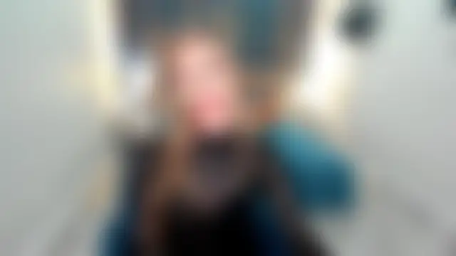NaturalBeaty's Live Sex Cam Show