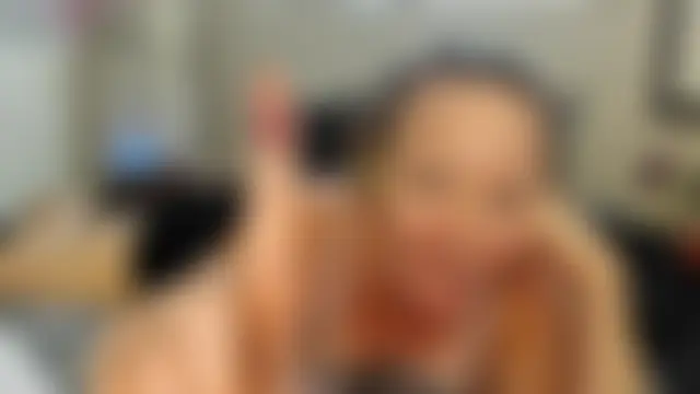julimonroe's Live Sex Cam Show