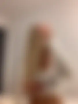 Bellablows' Live Sex Cam Show