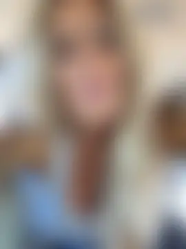 blondiluvsanal's Live Sex Cam Show