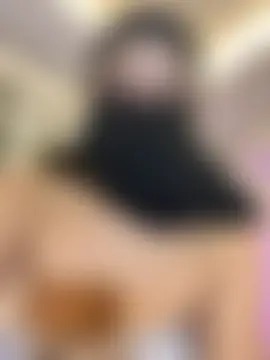 Amberonee31's Live Sex Cam Show