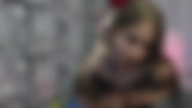 MiaHells' Live Sex Cam Show