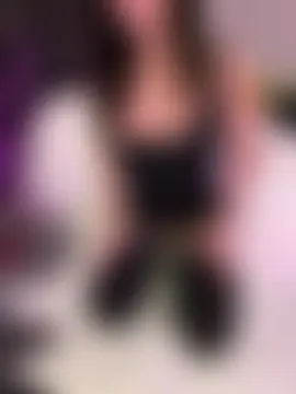 xxxEffyxxx's Live Sex Cam Show
