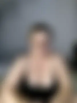 Pumabionda's Live Sex Cam Show