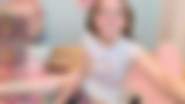 PrincessLittleKiki's Live Sex Cam Show
