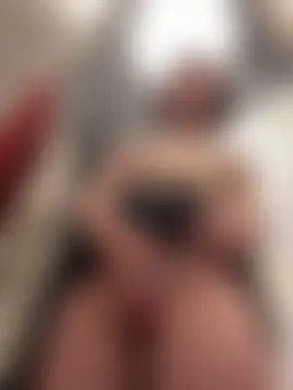 DollyTall's Live Sex Cam Show