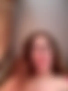 MommmyYummy's Webcam Show