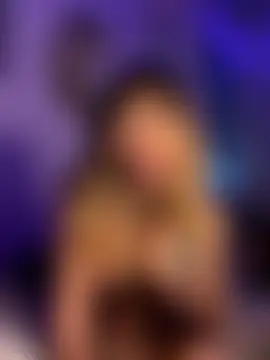 YumiLux's Live Sex Cam Show