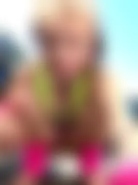 Cutiepiespanks' Live Sex Cam Show