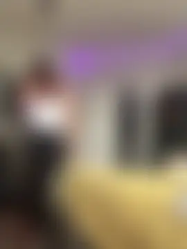 AllesandraLove's Live Sex Cam Show