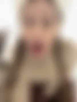 FroggyAnna's Live Sex Cam Show