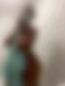 EbonyPeachPrincess' Live Sex Cam Show