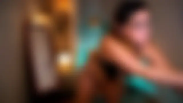mrs_fllowerr's Live Sex Cam Show