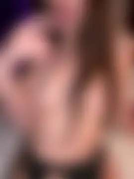 RubyLunaa's Live Sex Cam Show