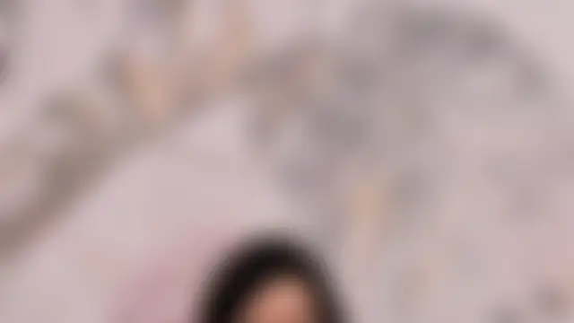 GoldCherry7's Live Sex Cam Show