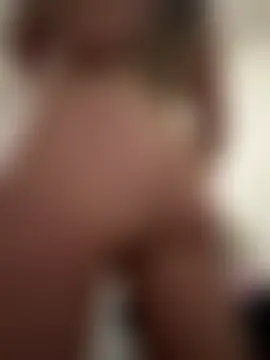 baddieinabenz's Live Sex Cam Show