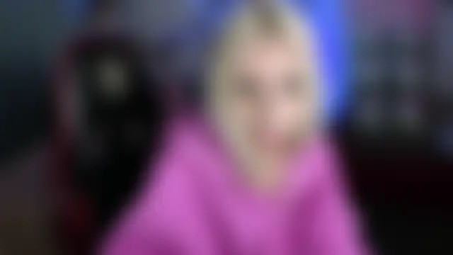 EvelynnLuxe's Live Sex Cam Show