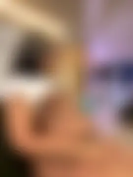 KLoveeee's Live Sex Cam Show
