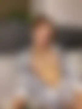 SaraLow's Live Sex Cam Show