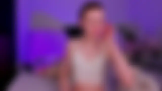 -KittyMoore's Live Sex Cam Show