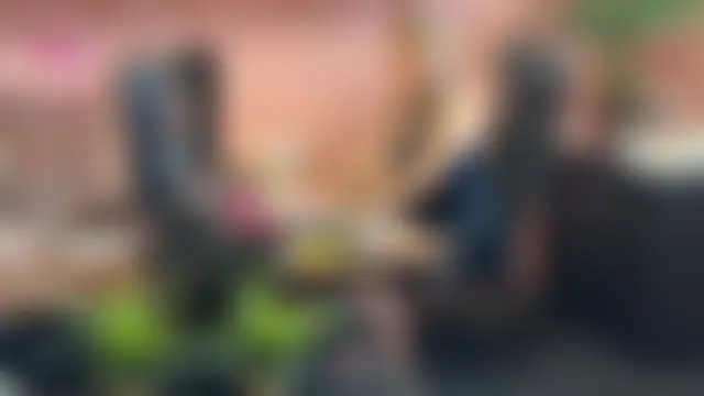 legsLONG's Live Sex Cam Show