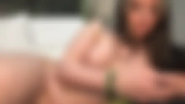 softestscream's Live Sex Cam Show