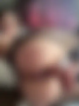 emiss_'s Live Sex Cam Show