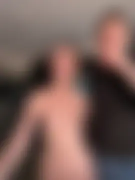 kevin_hotgirls' Live Sex Cam Show